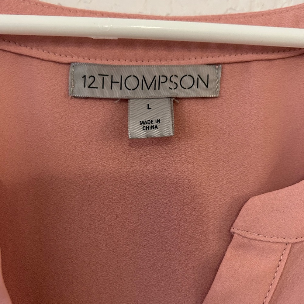12 Thompson Women’s Chiffon Blouse💗💗 - Picture 5 of 5